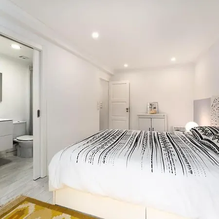 Sunny In Bica Apartment *