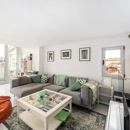 Sunny In Bica By Lisbeyond * Lisboa